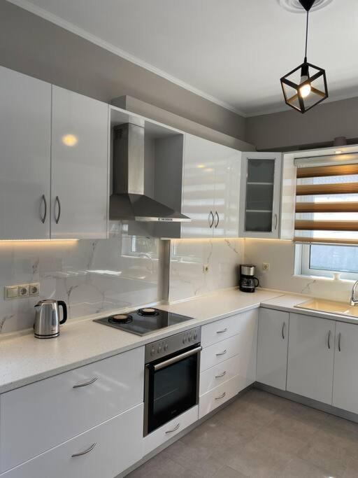 Keskos Luxury Villa 아르테미다 외부 사진