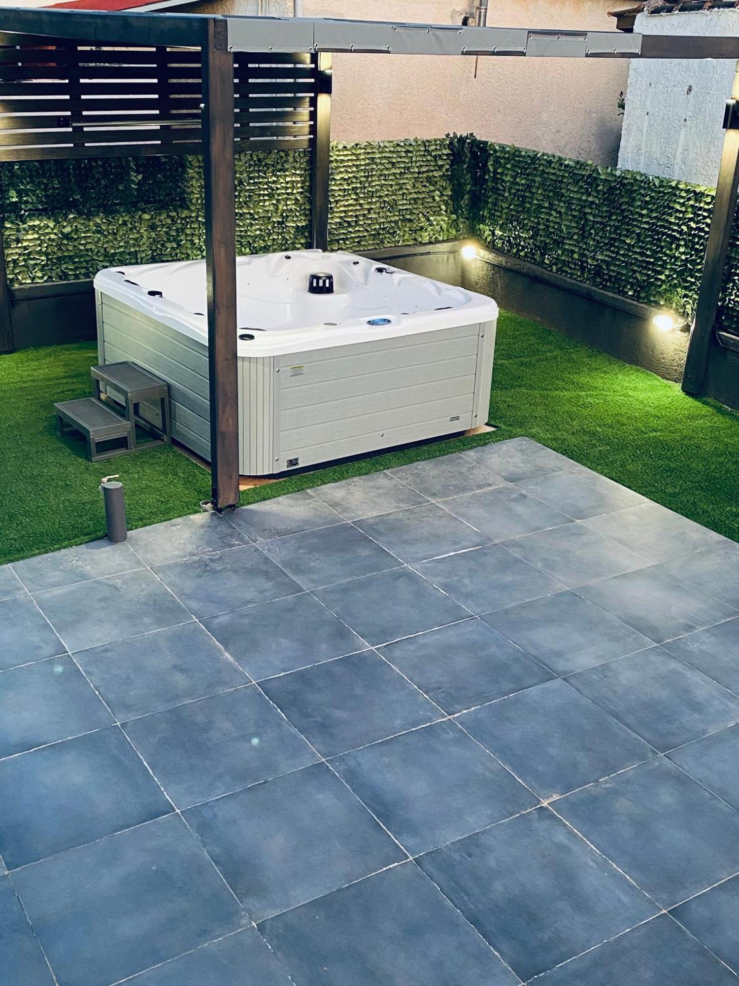 Keskos Luxury Villa 아르테미다 외부 사진